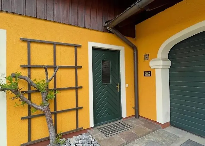 Undertheroof At * ザルツブルク