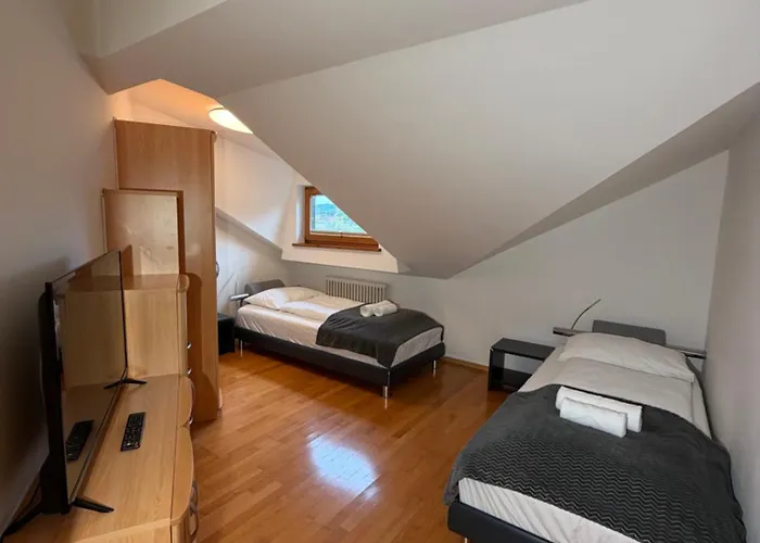 Undertheroof At Apartamento