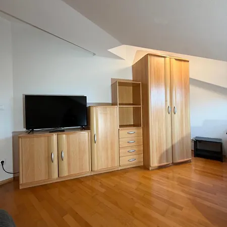 Apartament Undertheroof At *